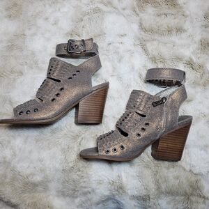 Latigo Gray‎ Leather Ankle Boots